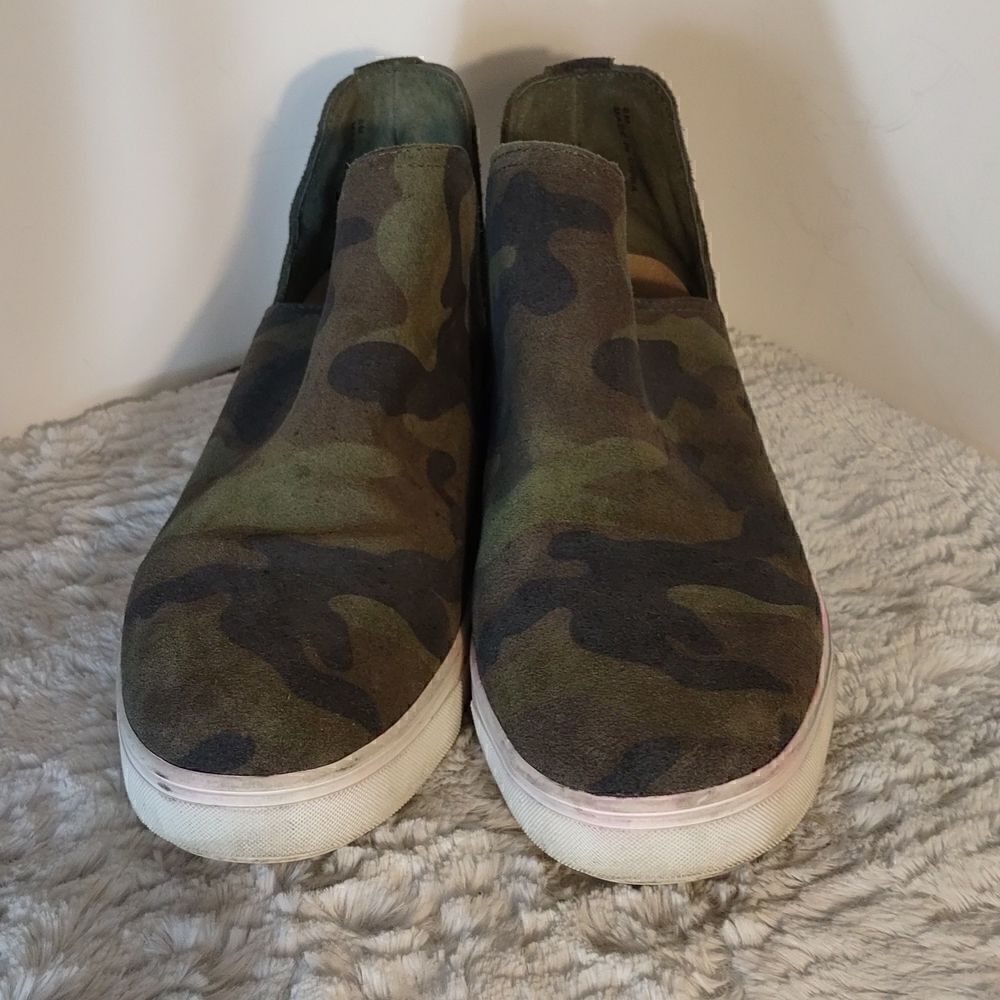 Steven by Steve Madden Camo Woman's Sneakers - Picture 2 of 6